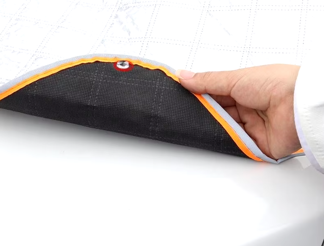 FrostProtect - Premium magnetiskt snö- och isskydd till bilen